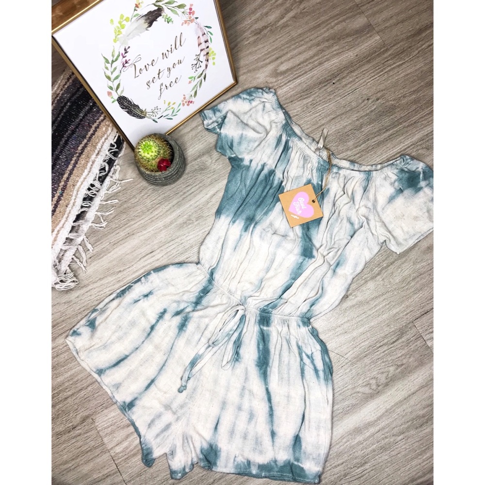 Owl Fish off the shoulder romper (Brand New)